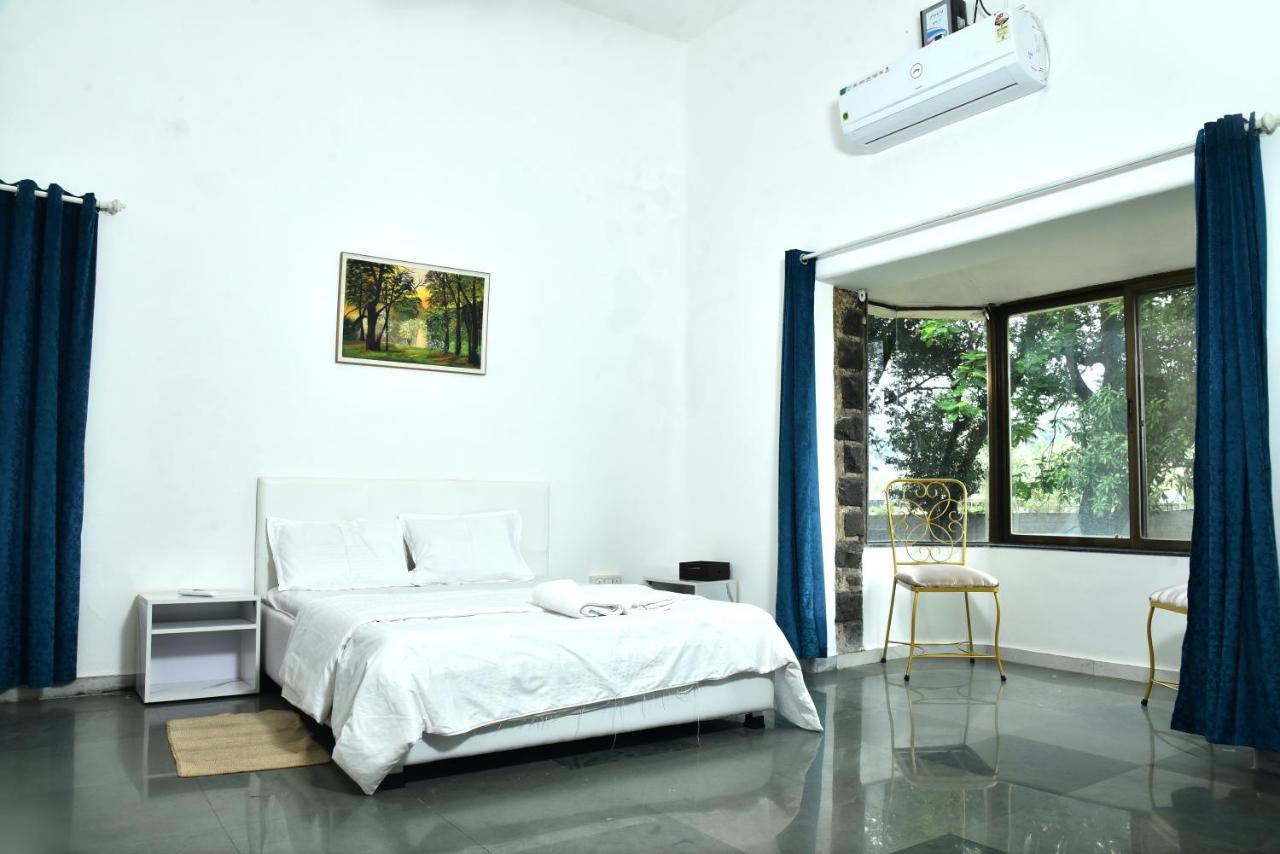 Whispering Woods Villa And Eco Farms Lonavala Exteriör bild