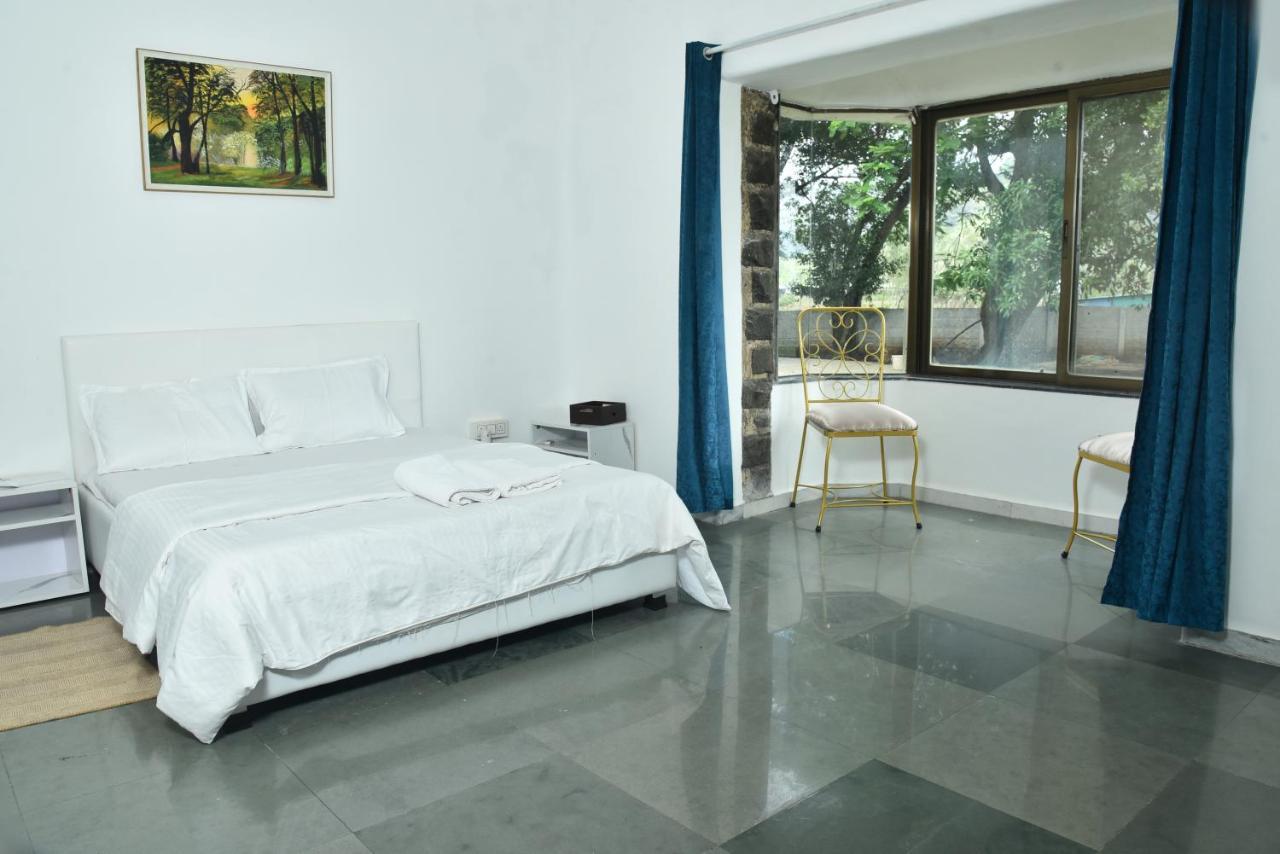 Whispering Woods Villa And Eco Farms Lonavala Exteriör bild